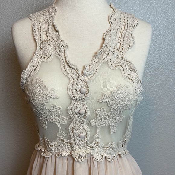 Audrey 3+1 crochet and chiffon dress, Wm’s Sz medium - Picture 3 of 7